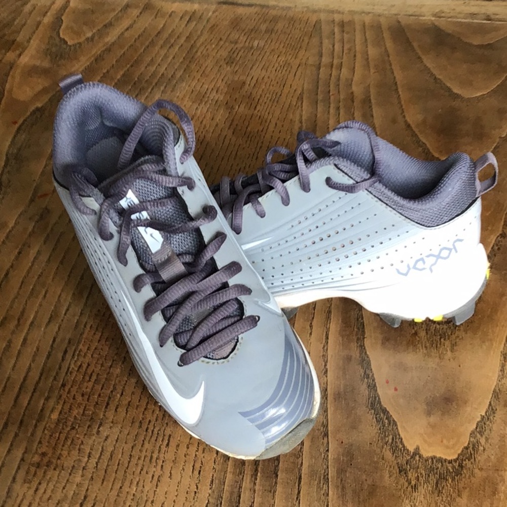 Nike vapor cleats